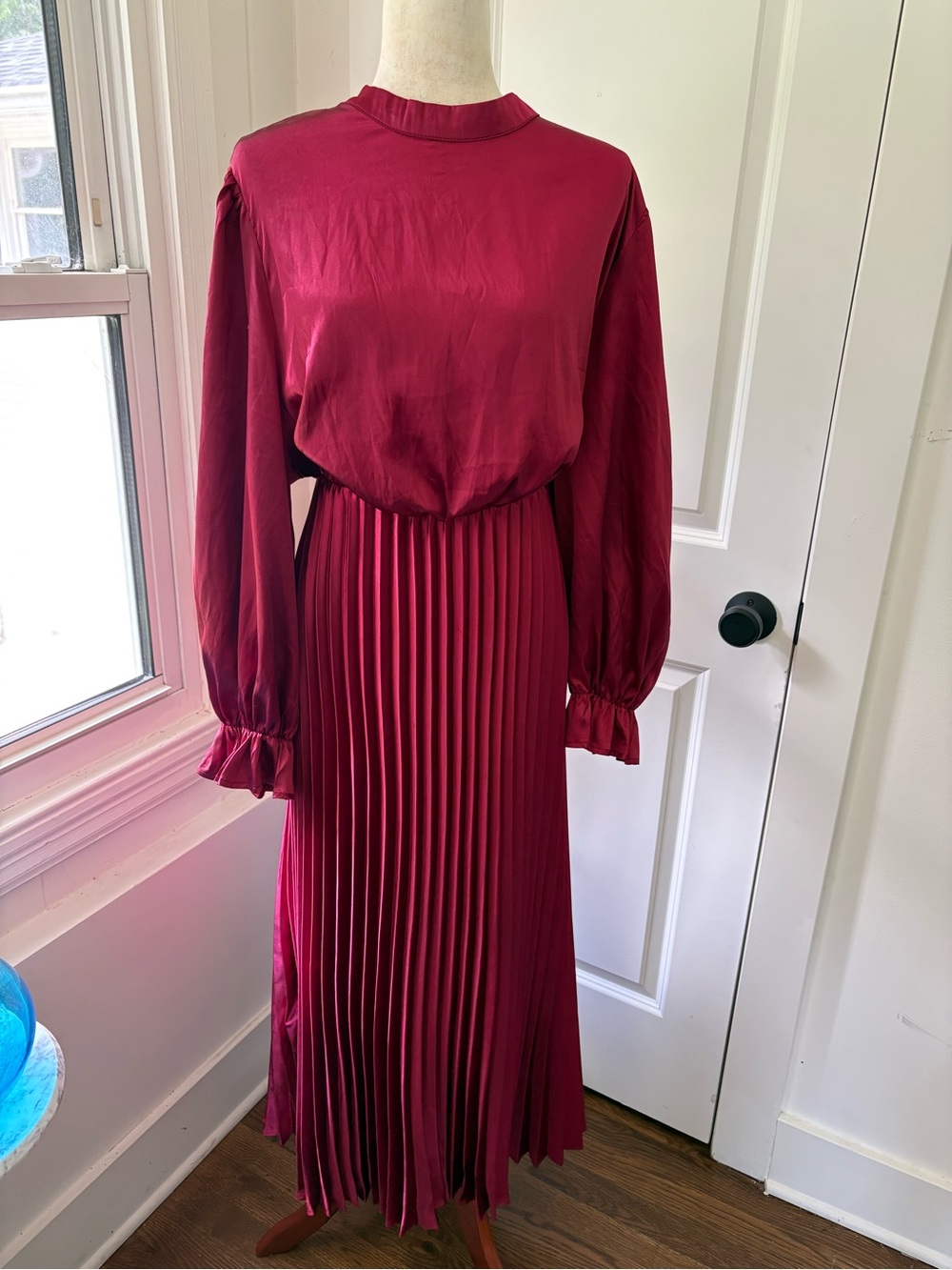 SHEIN Burgundy Pleated Long Sleeve Maxi Dress